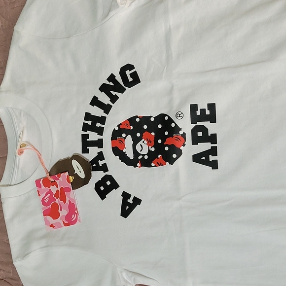 Bape Tshirt - Picture 2 of 6
